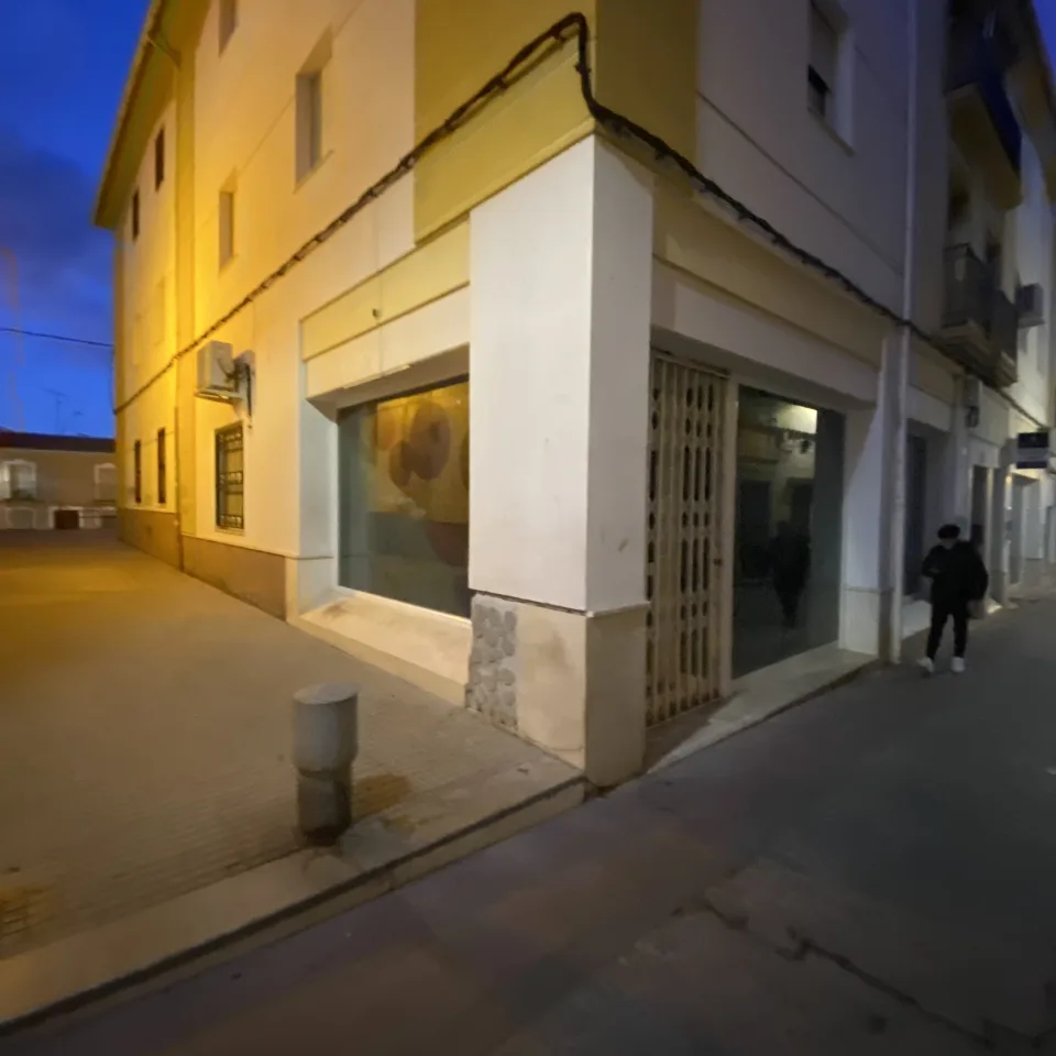 Construcción de Espacio La Tesela, hecha a mano